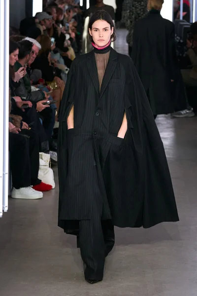 Look 40